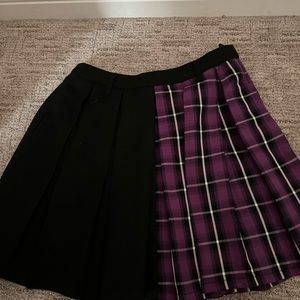 Black & Purple Split Plaid Skirt